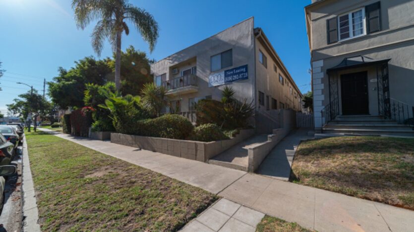 1115 Glenville Dr - Los Angeles - California - 2 bed, 2 bath rental property