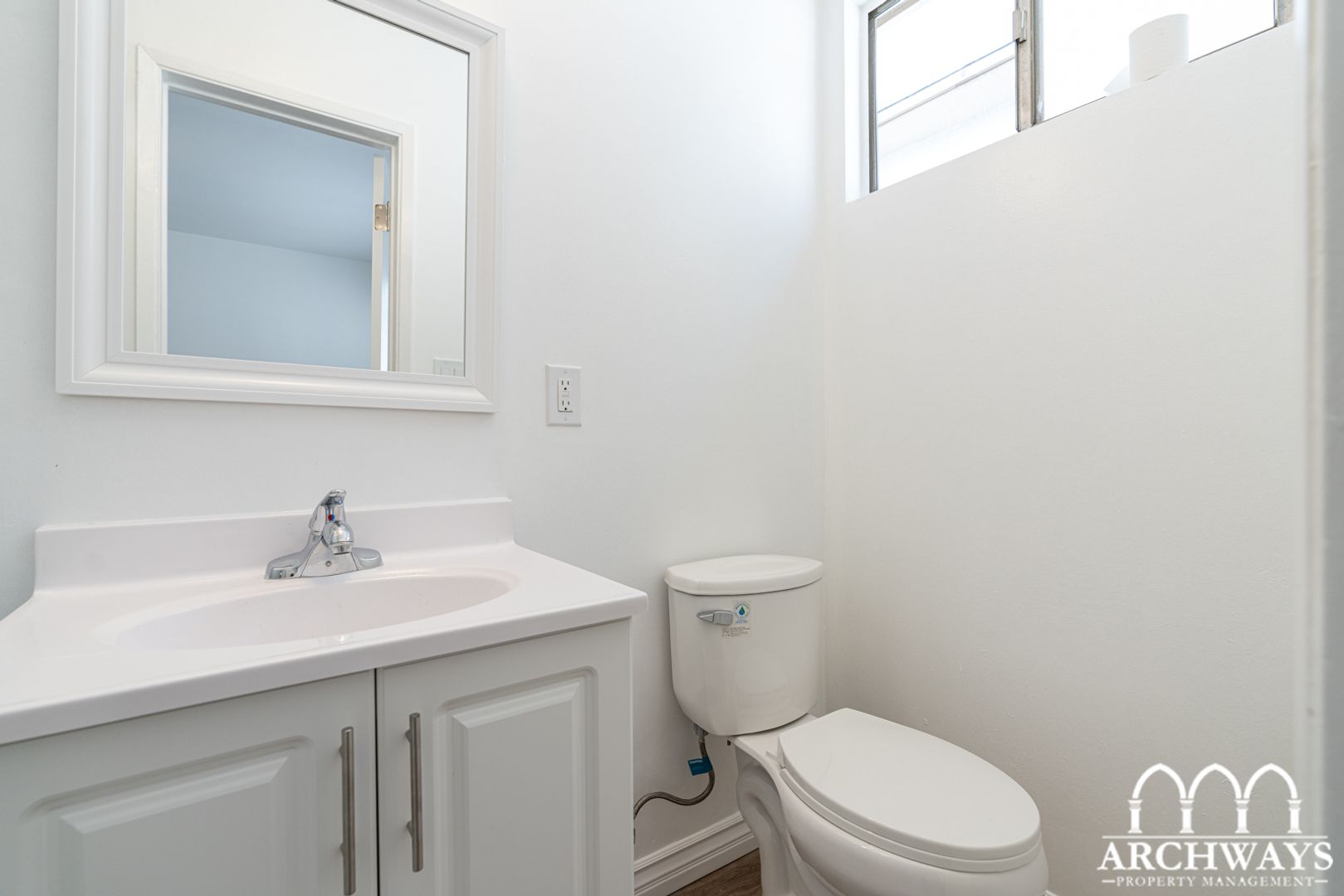 1115 Glenville Dr - Los Angeles - California - 2 bed, 2 bath rental property