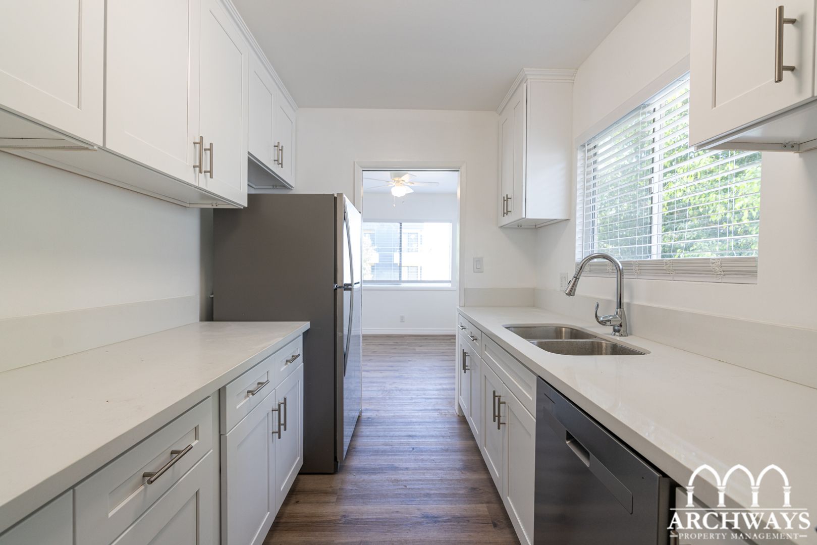 1115 Glenville Dr - Los Angeles - California - 2 bed, 2 bath rental property