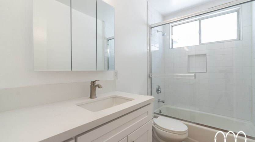 1115 Glenville Dr - Los Angeles - California - 2 bed, 2 bath rental property