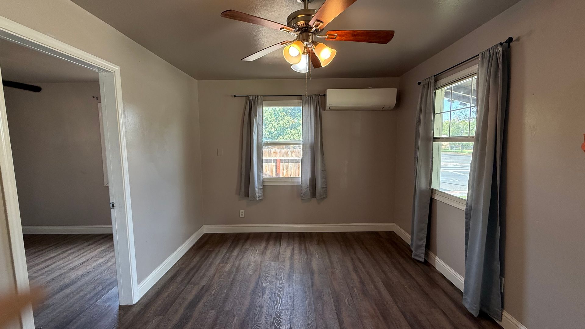 1219 N. Stevenson St 1219 - Visalia - California - 1 bed, 1 bath rental property