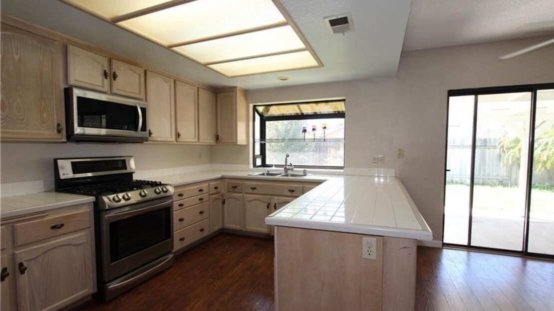 1239 Vía Palermo - Redlands - California - 4 bed, 3 bath rental property