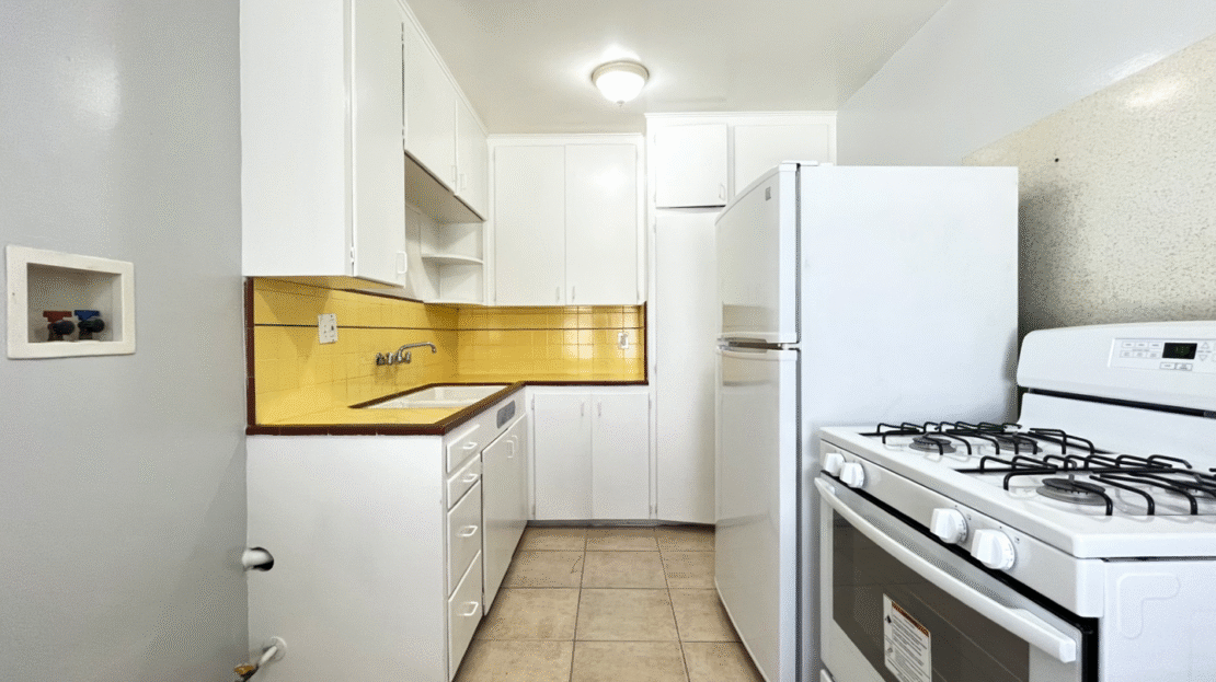 1287 N. Sierra Way Unit 1287 - San Bernardino - California - 1 bed, 1 bath rental property