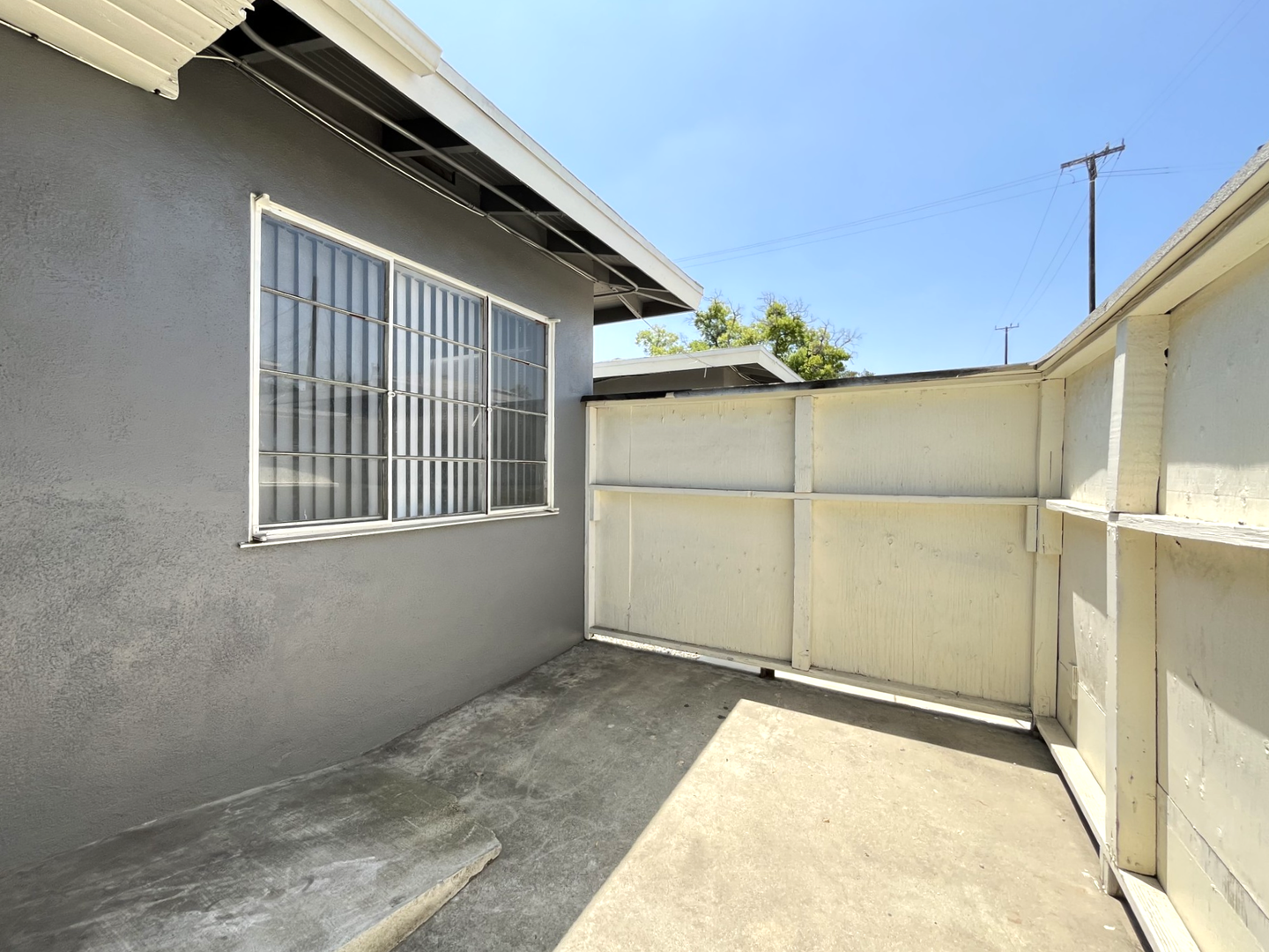1287 N. Sierra Way Unit 1287 - San Bernardino - California - 1 bed, 1 bath rental property