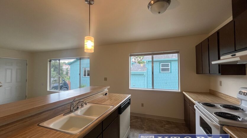136 Market Street - Santa Cruz - California - 2 bed, 1 bath rental property