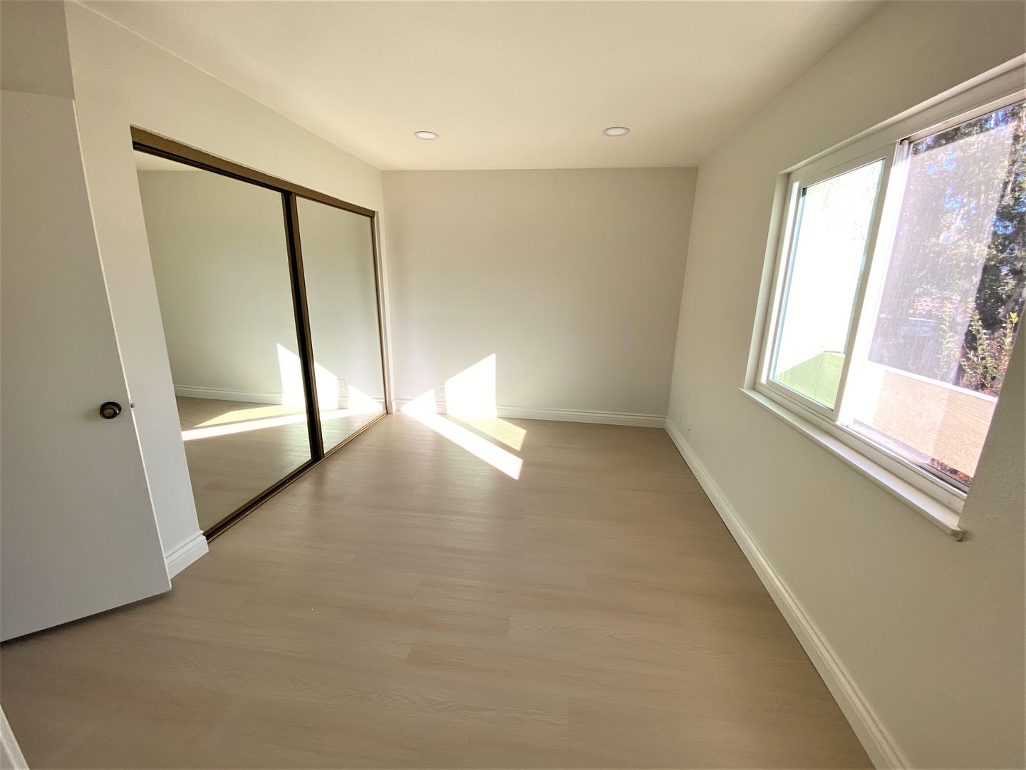 14 Navarre - Irvine - California - 2 bed, 2.5 bath rental property