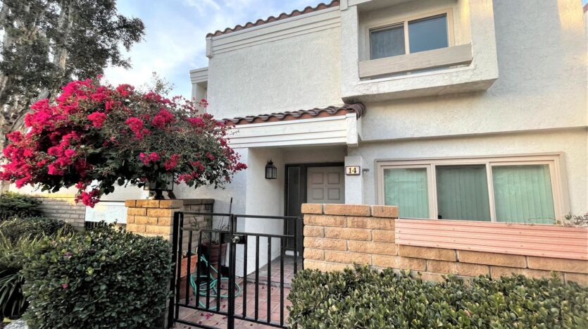14 Navarre - Irvine - California - 2 bed, 2.5 bath rental property