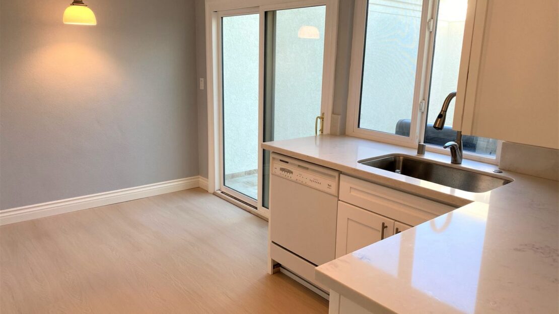 14 Navarre - Irvine - California - 2 bed, 2.5 bath rental property