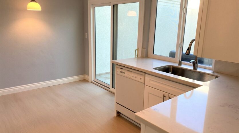 14 Navarre - Irvine - California - 2 bed, 2.5 bath rental property