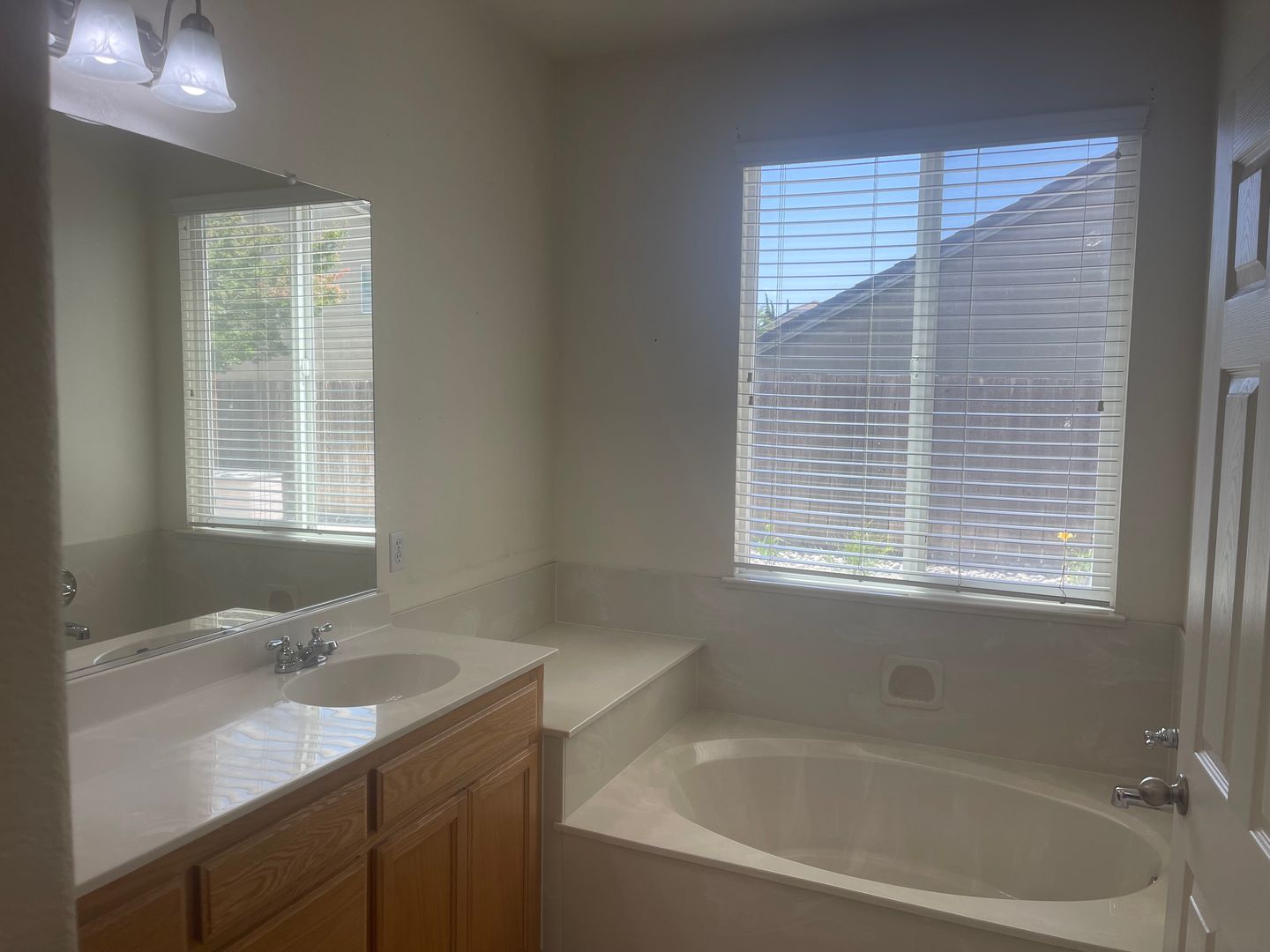 1517 Swallow Tail Ln - Manteca - California - 4 bed, 2 bath rental property