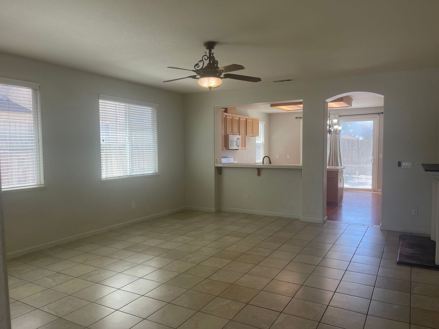 1517 Swallow Tail Ln - Manteca - California - 4 bed, 2 bath rental property