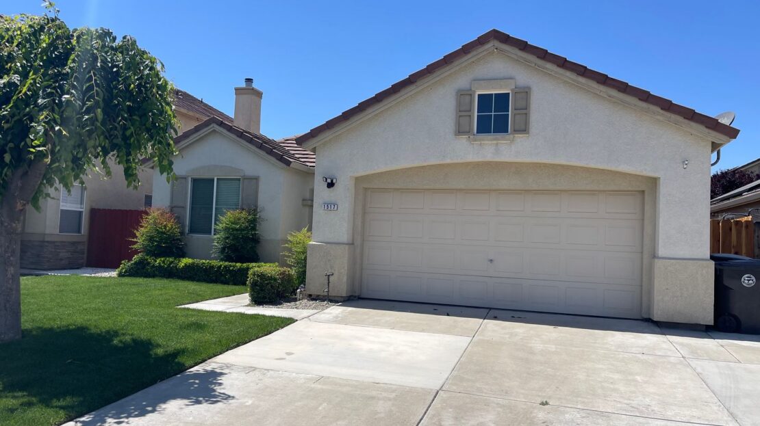 1517 Swallow Tail Ln - Manteca - California - 4 bed, 2 bath rental property