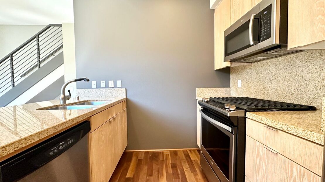 1518 E. Baristo Rd - Palm Springs - California - 3 bed, 3.5 bath rental property