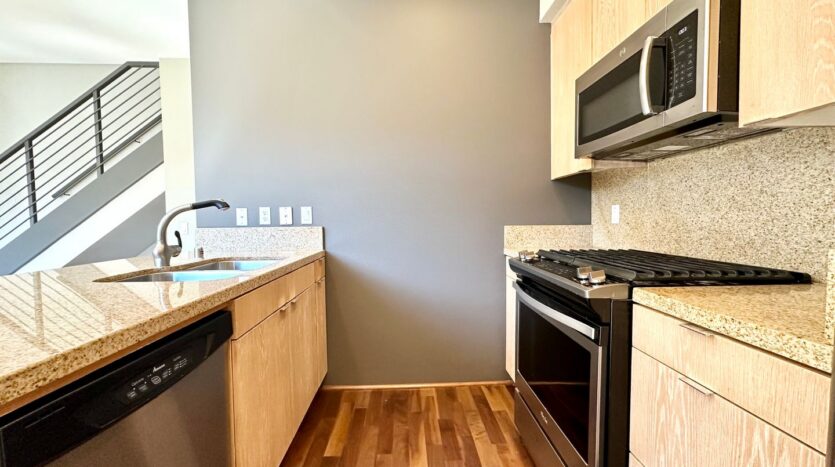 1518 E. Baristo Rd - Palm Springs - California - 3 bed, 3.5 bath rental property