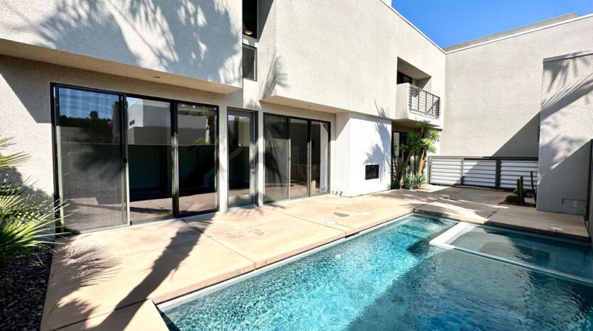 1518 E. Baristo Rd - Palm Springs - California - 3 bed, 3.5 bath rental property