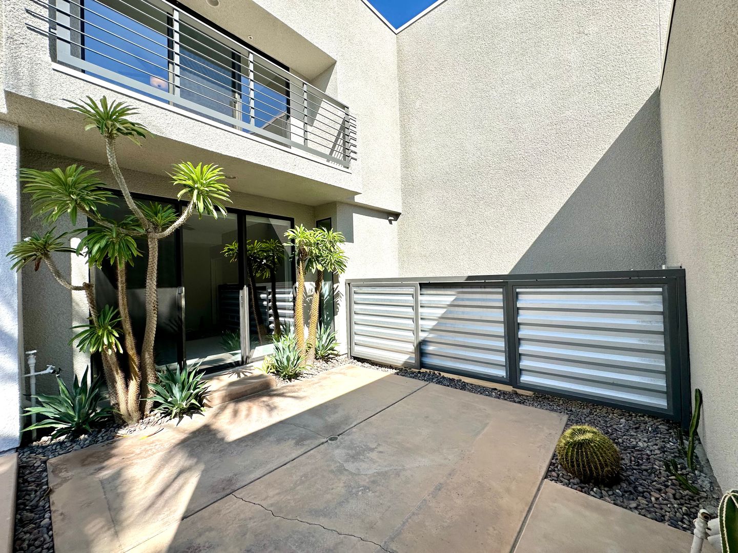 1518 E. Baristo Rd - Palm Springs - California - 3 bed, 3.5 bath rental property