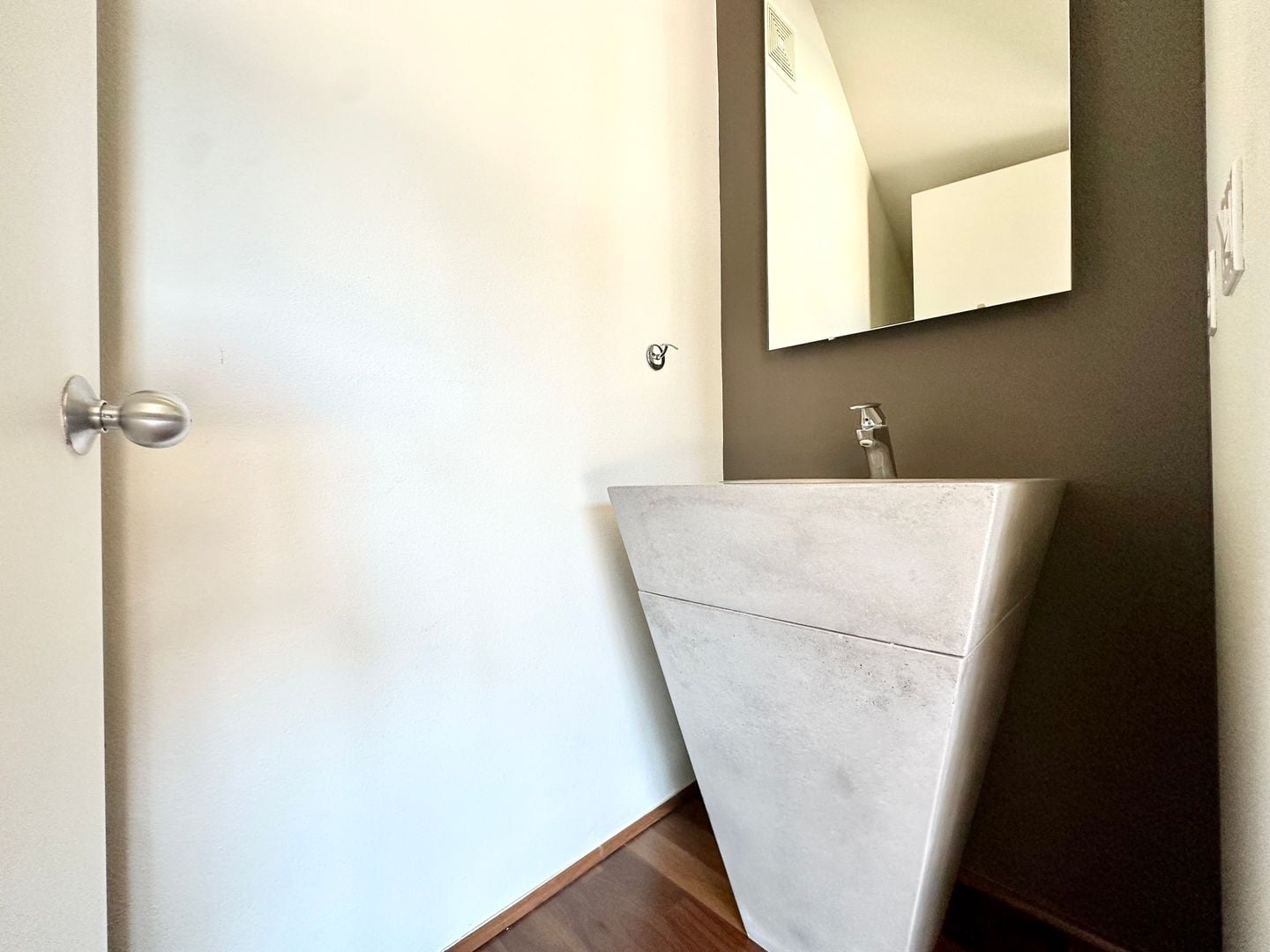 1518 E. Baristo Rd - Palm Springs - California - 3 bed, 3.5 bath rental property