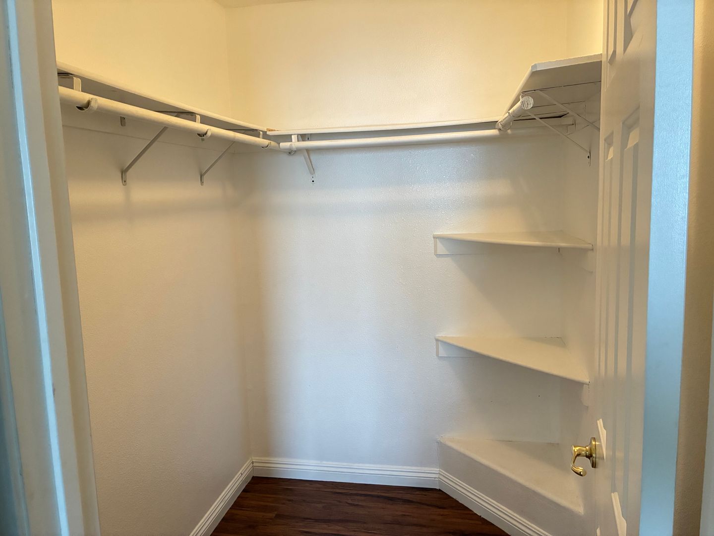 16280 Sultana St - Hesperia - California - 4 bed, 2 bath rental property