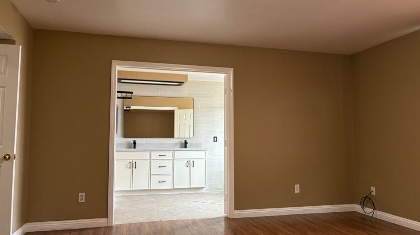 16280 Sultana St - Hesperia - California - 4 bed, 2 bath rental property