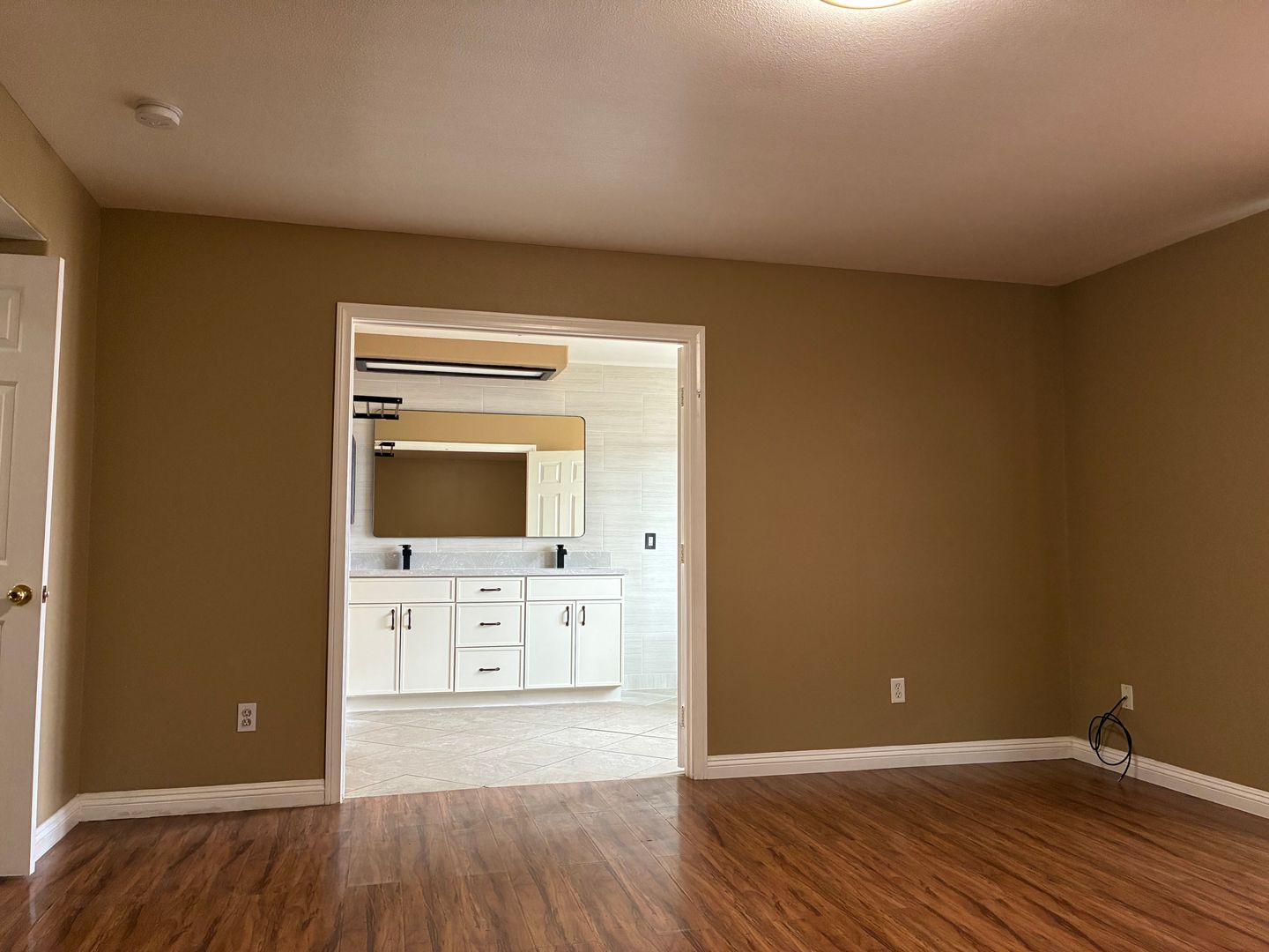 16280 Sultana St - Hesperia - California - 4 bed, 2 bath rental property