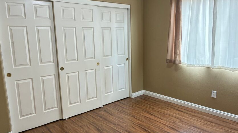 16280 Sultana St - Hesperia - California - 4 bed, 2 bath rental property