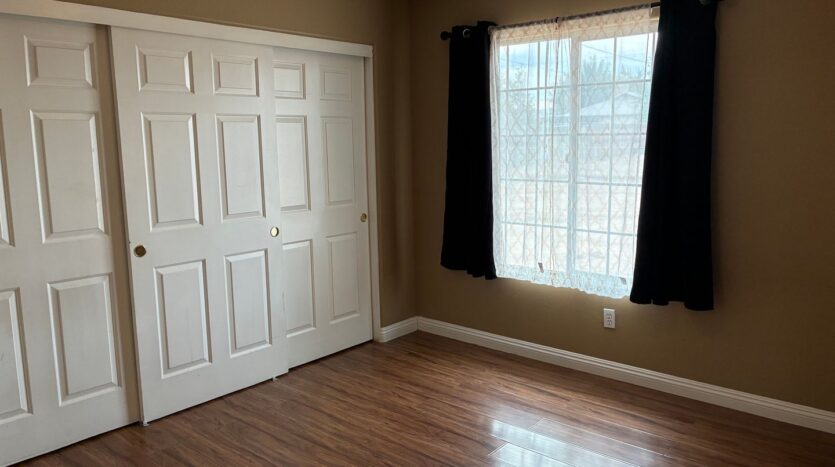 16280 Sultana St - Hesperia - California - 4 bed, 2 bath rental property