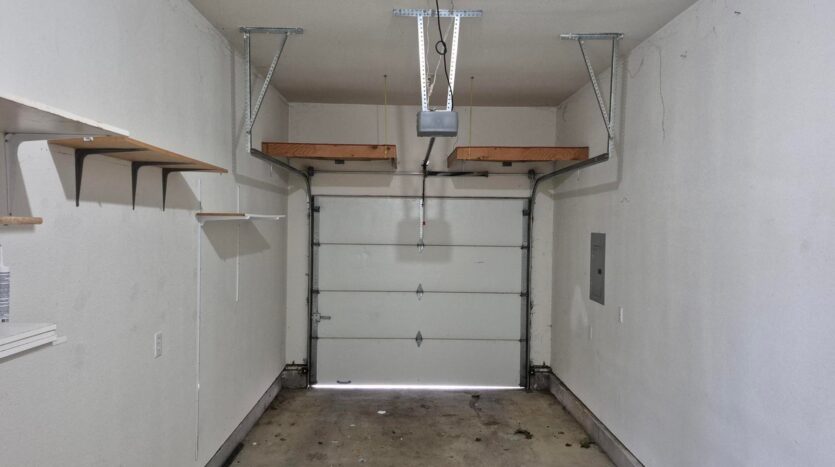 16771 NE Halsey St. - Portland - Oregon - 3 bed, 2.5 bath rental property