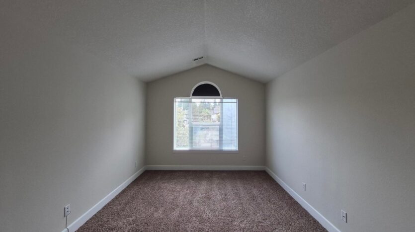 16771 NE Halsey St. - Portland - Oregon - 3 bed, 2.5 bath rental property
