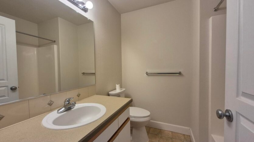 16771 NE Halsey St. - Portland - Oregon - 3 bed, 2.5 bath rental property