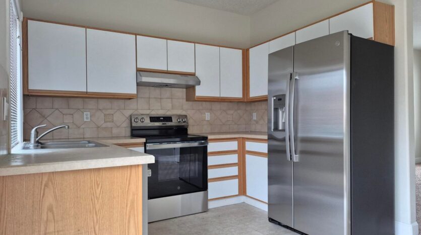 16771 NE Halsey St. - Portland - Oregon - 3 bed, 2.5 bath rental property