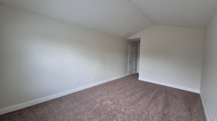 16771 NE Halsey St. - Portland - Oregon - 3 bed, 2.5 bath rental property