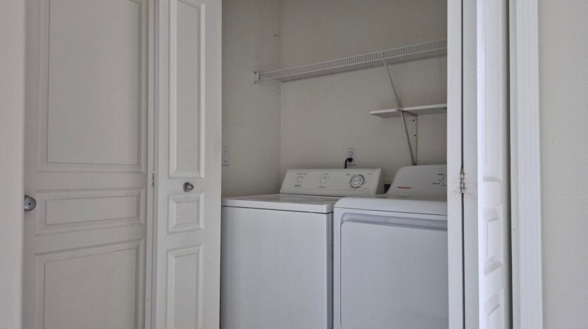 16771 NE Halsey St. - Portland - Oregon - 3 bed, 2.5 bath rental property