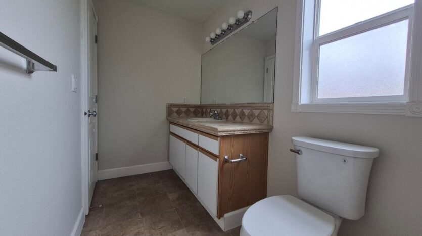 16771 NE Halsey St. - Portland - Oregon - 3 bed, 2.5 bath rental property