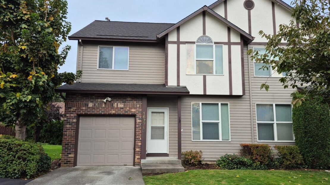 16771 NE Halsey St. - Portland - Oregon - 3 bed, 2.5 bath rental property
