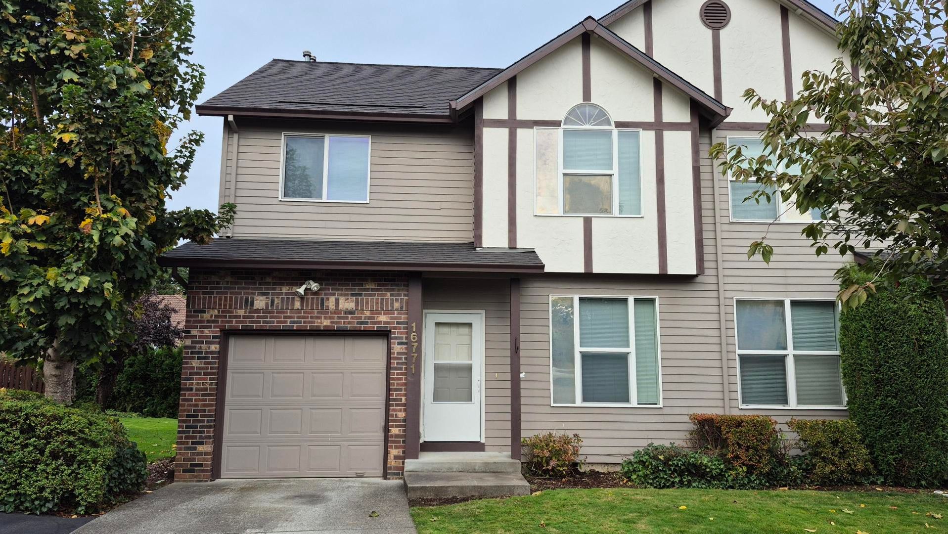 16771 NE Halsey St. - Portland - Oregon - 3 bed, 2.5 bath rental property