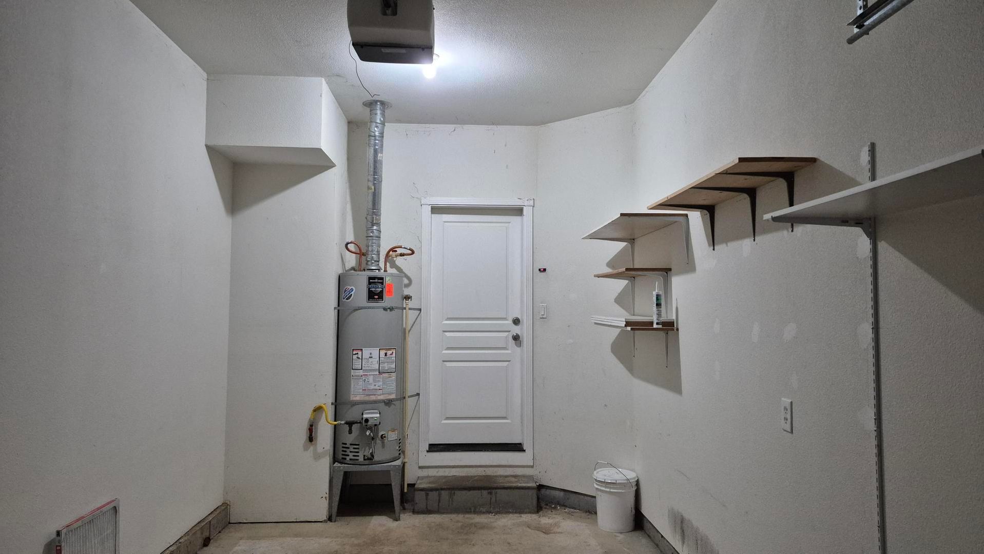 16771 NE Halsey St. - Portland - Oregon - 3 bed, 2.5 bath rental property