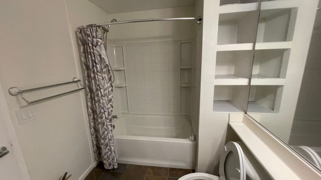 1801 E. Katella Ave Unit 2130 - Anaheim - California - 1 bed, 1 bath rental property