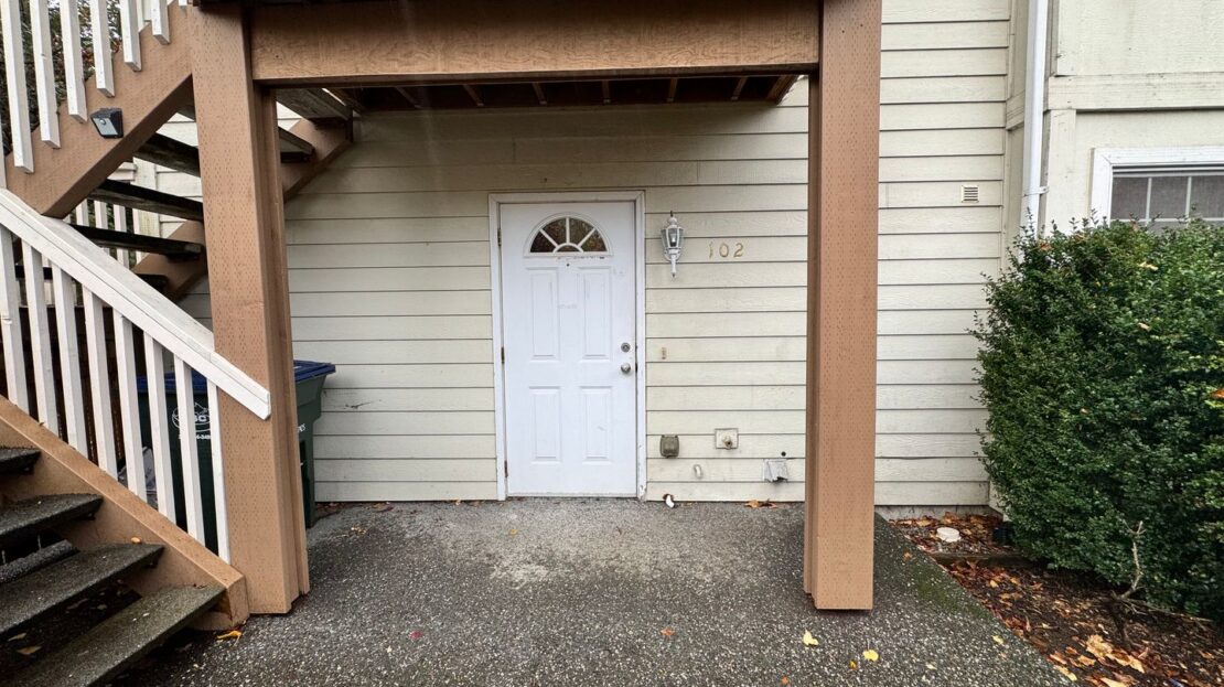1808 E Sunset Dr #102 - Bellingham - Washington - 2 bed, 1 bath rental property