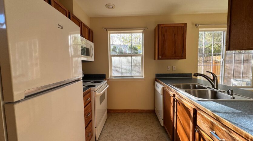 1808 E Sunset Dr #102 - Bellingham - Washington - 2 bed, 1 bath rental property