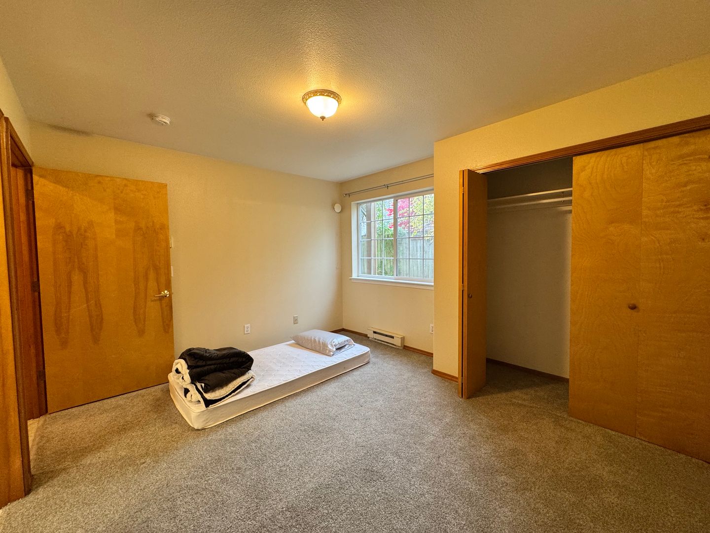 1808 E Sunset Dr #102 - Bellingham - Washington - 2 bed, 1 bath rental property