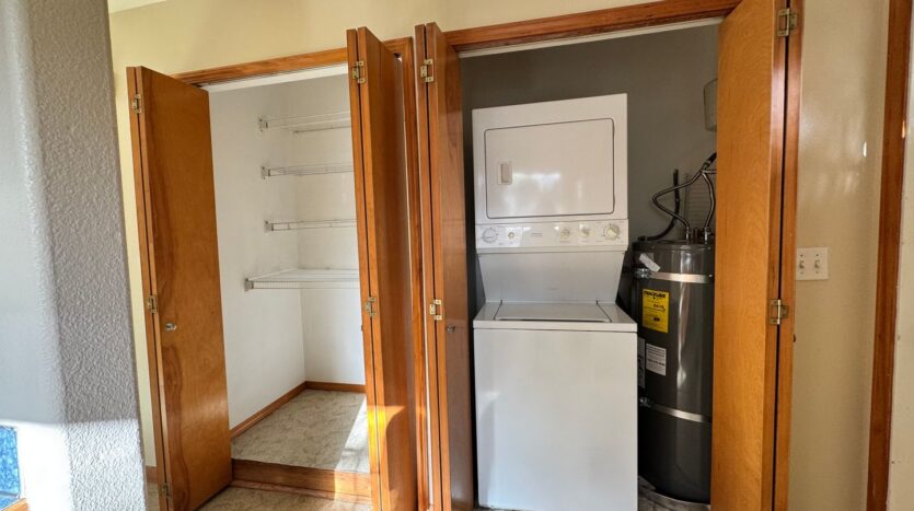 1808 E Sunset Dr #102 - Bellingham - Washington - 2 bed, 1 bath rental property