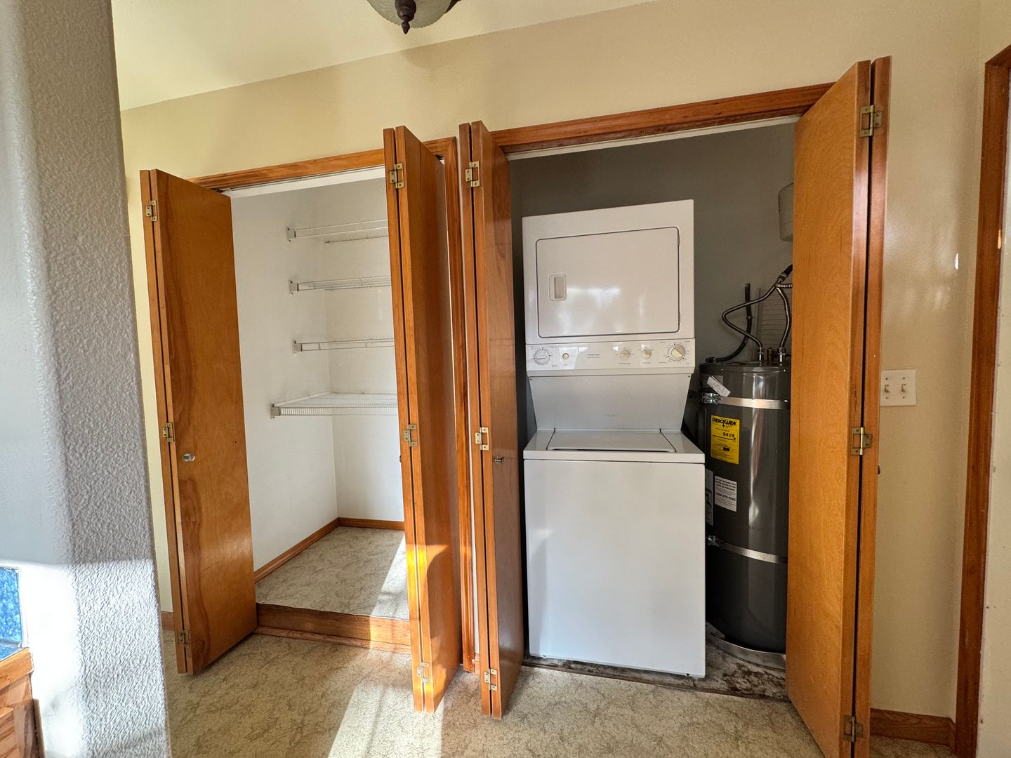 1808 E Sunset Dr #102 - Bellingham - Washington - 2 bed, 1 bath rental property