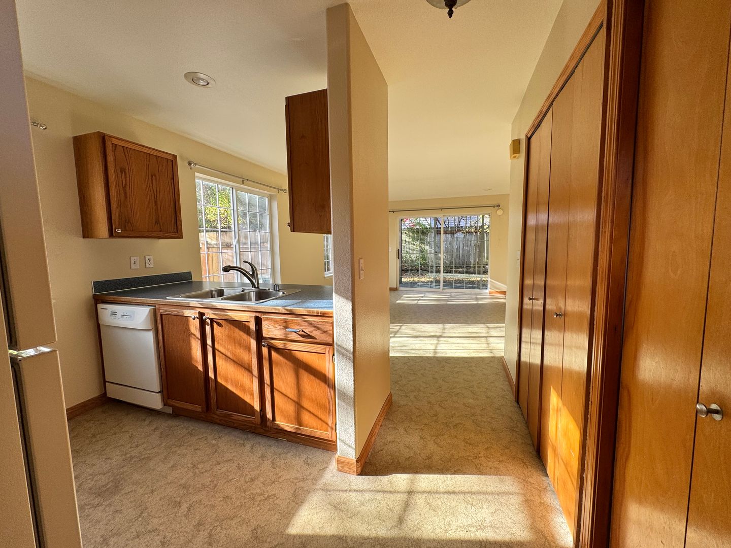 1808 E Sunset Dr #102 - Bellingham - Washington - 2 bed, 1 bath rental property