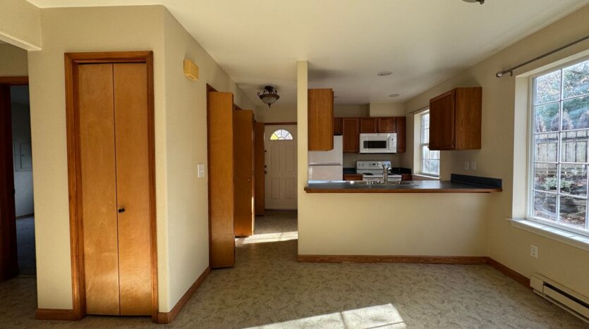 1808 E Sunset Dr #102 - Bellingham - Washington - 2 bed, 1 bath rental property