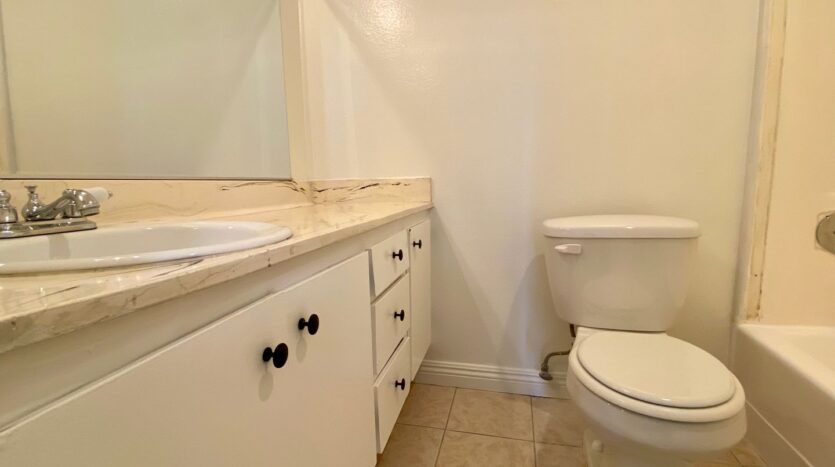 18620 Hatteras St #264 - 264 - Los Angeles - California - 3 bed, 2 bath rental property