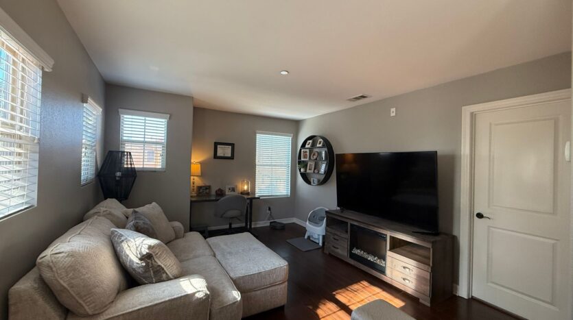 1883 Aquamarine Court #1 - Chula Vista - California - 3 bed, 3 bath rental property