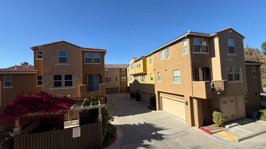 1883 Aquamarine Court #1 - Chula Vista - California - 3 bed, 3 bath rental property