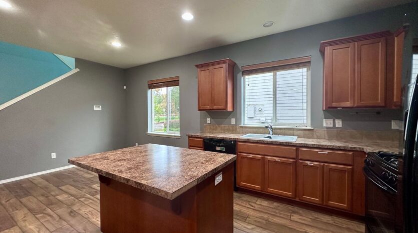 18885 Rose Rd.  - Oregon City - Oregon - 5 bed, 3 bath rental property