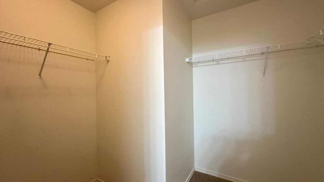 18885 Rose Rd.  - Oregon City - Oregon - 5 bed, 3 bath rental property