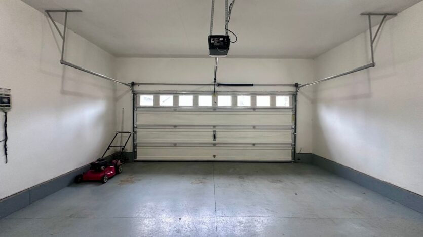 18885 Rose Rd.  - Oregon City - Oregon - 5 bed, 3 bath rental property